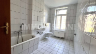 Badezimmer - Großzügige 3-Raum-Wohnung mit Balkon & Gartenblick – frisch modernisiert auf dem Kaßberg