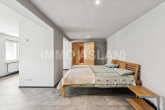 Schlafzimmer_1_EDIT - Raum für große Pläne – EFH in Großlehna: 284m² Wohnen, 387m² Nutzfläche, Kamin & großer Hofbereich