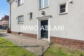 Hauseingang - Gepflegtes MFH mit 8 Einheiten, PV-Anlage & Ausbaureserve in gefragter Wohnlage