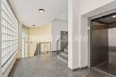 Treppenhaus_1 - Vermietete 2-Zimmer-Wohnung mit Loggia & Tiefgarage-Stellpaltz im beliebten Leipzig-Plagwitz