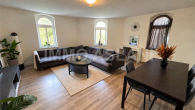 Wohnzimmer_1 - 3-Zimmer-Wohnung in Schloßchemnitz mit ca. 77m², Einbauküche und Möbeloption – bezugsfrei ab 01.12.