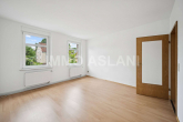 Schlafzimmer_2 - Ideal für Eigennutzer & Kapitalanleger: Gepflegtes Zweifamilienhaus mit Garten und Potenzial