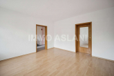 Schlafzimmer_5 - Ideal für Eigennutzer & Kapitalanleger: Gepflegtes Zweifamilienhaus mit Garten und Potenzial