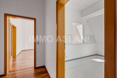 Flur_1 - Bezugsfreie 3-Raum-Wohnung mit Balkon, Fahrstuhl & Tageslichtbad im Zentrum-Süd