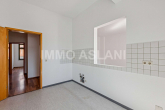 Küche_1 - Bezugsfreie 3-Raum-Wohnung mit Balkon, Fahrstuhl & Tageslichtbad im Zentrum-Süd