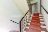 Treppenhaus_2 - Gepflegte Kapitalanlage mit Balkon – 3-Zimmer-Altbauwohnung in Leipzig-Nord