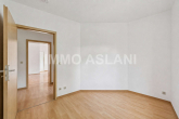 Schlafzimmer_3_EDIT - Bezugsfreie 2-Zimmer-Wohnung mit Balkon + Einbauküche im aufstrebenden Leipziger Neulindenau