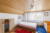Kinderzimmer_EDIT - EFH in Markanstädt-Döhlen – 224m² Wohnensemble mit Pool, Sauna, PV & zwei separaten Einheiten