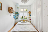 Schlafzimmer_1 - Denkmalschutz trifft Moderne: 2-Zimmer-Wohnung mit Loggia & Stellplatz im Zentrum