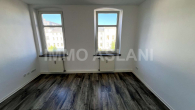 Schlafzimmer 2 - Einziehen & wohlfühlen – modernisierte 3-Raum-Wohnung in Limbach-Oberfrohna