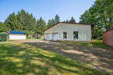 Garage_1 - Bezugsfrei in Chemnitz-Rabenstein: Kamin, Solarthermie, 4 Garagen & großes Grundstück