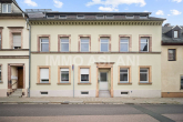 Außenansicht - Ideal für Eigennutzer & Kapitalanleger: Gepflegtes Zweifamilienhaus mit Garten und Potenzial