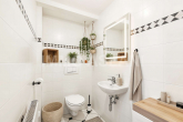 WC_2 - (Home-Staging) - 3-Raum-DG mit Atelier & Weitblick – Bad + Gäste-WC, starke Kapitalanlage in Leipzig – Abtnaundorf